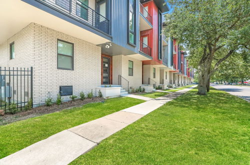 Foto 33 - Modern 4BR Townhouse Near French Quarter