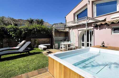 Photo 16 - Luxurious Holiday Home in Acireale with Hot Tub