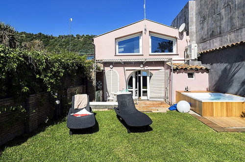 Photo 20 - Luxurious Holiday Home in Acireale with Hot Tub