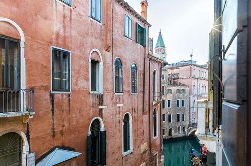 Photo 41 - Luxury Venetian Rooms