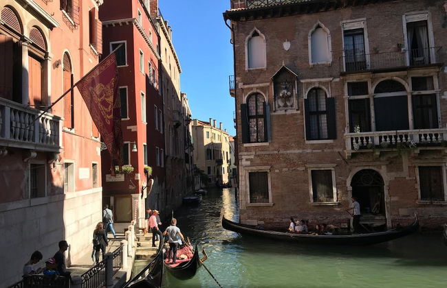 Luxury Venetian Rooms - Photo 39