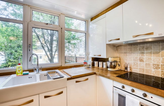 Homely 4 Bedroom House in Brixton - Foto 19