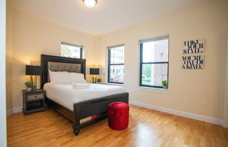 Photo 2 - NEW 4 Bed 2 Full Bath Condo Near Back Bay