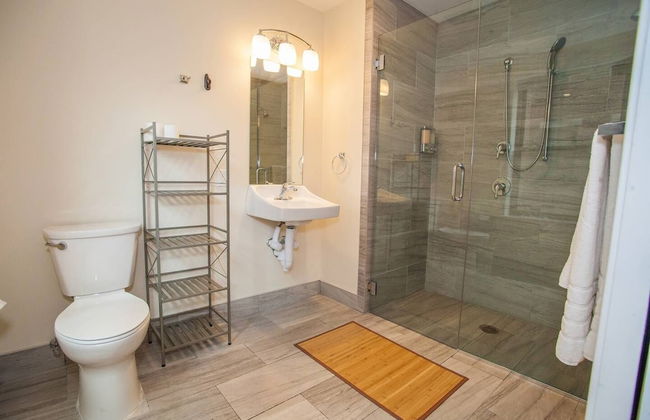 NEW 4 Bed 2 Full Bath Condo Near Back Bay - Foto 22