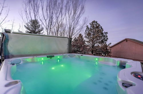 Photo 45 - 4BR Entertainer AF Academy Hot Tub, Firepit