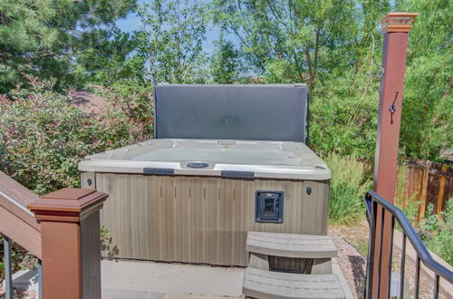 Foto 44 - 4BR Entertainer AF Academy Hot Tub, Firepit