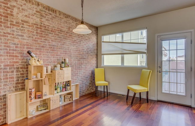 Urban Practicality! 3 Beds, Patios & Dog Friendly - Foto 6