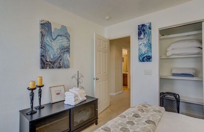 Urban Practicality! 3 Beds, Patios & Dog Friendly - Foto 12