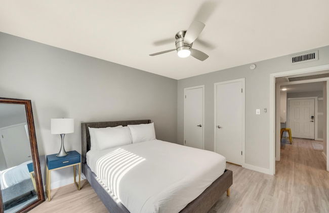 Modern 2BR Near UT Hyde Park Evonify - Foto 10