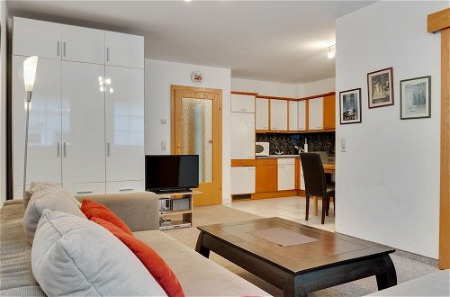 Foto 10 - Comfortable Apartment in Zell am See Near Forest