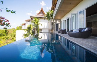 Foto 1 - 4-BR Seaview Villa with Large Pool at Surin Beach