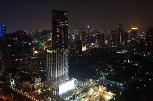 Photo 52 - Highrise Cityview Aspire Condo Gym Pool