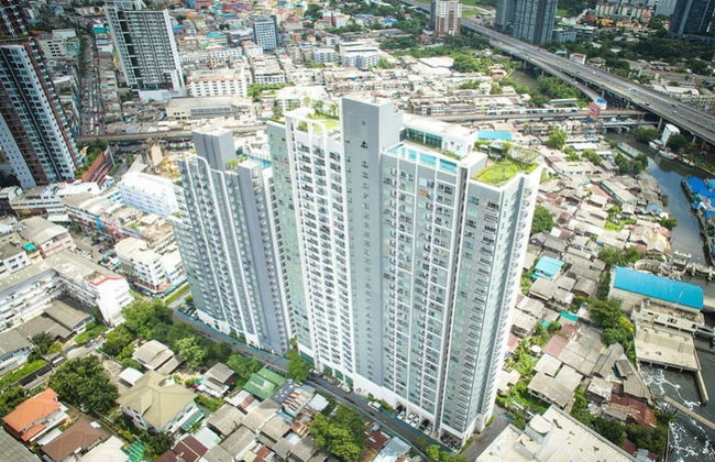 Highrise Cityview Aspire Condo Gym Pool - Foto 49
