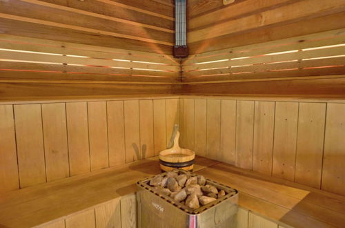 Photo 23 - Luxurious Villa in Stoumont With Sauna