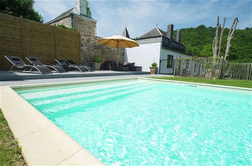Foto 36 - Modern Mansion in Hastiere par Dela With Pool