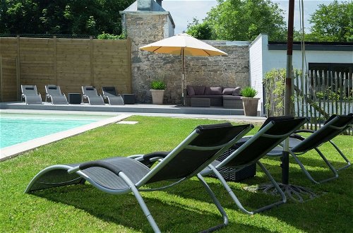 Photo 26 - Modern Mansion in Hastiere par Dela With Pool