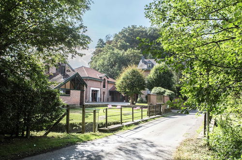 Photo 33 - Luxurious Mansion in Neblon-le-pierreux With Pool