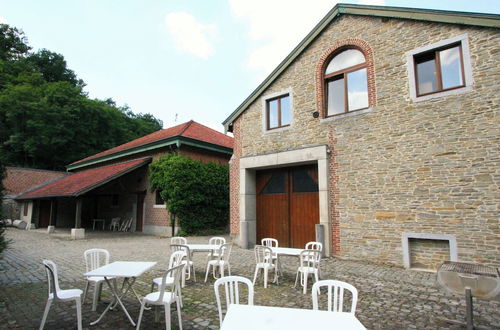 Photo 25 - Luxurious Mansion in Neblon-le-pierreux With Pool