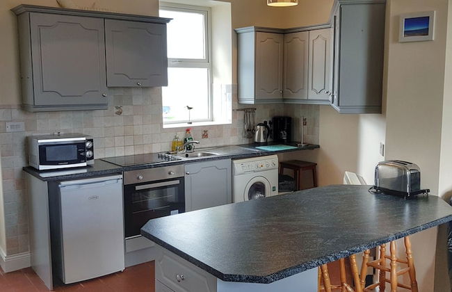 Jacks Coastguard Cottage - Photo 3