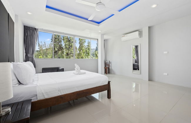 The Fairways Golf Villas - Photo 3