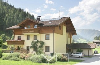 Photo 1 - Bright Holiday Home in Huttschlag near Mountains Ski Slopes