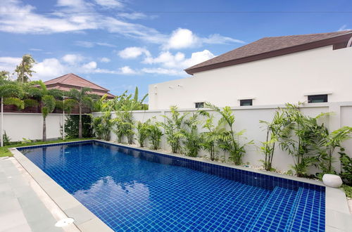 Photo 16 - Large 3BR Villa with Big Pool by Intira