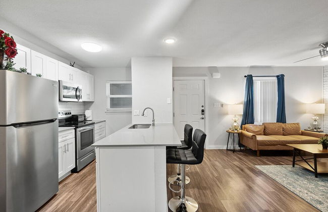 Modern 2BR Near UT Hyde Park Evonify - Foto 30