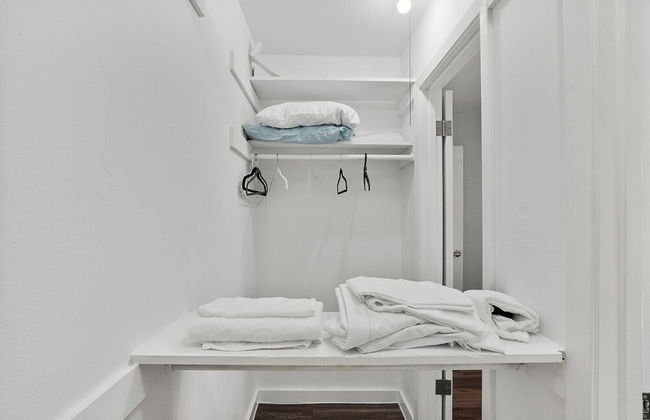 Modern 2BR Near UT Hyde Park Evonify - Foto 41