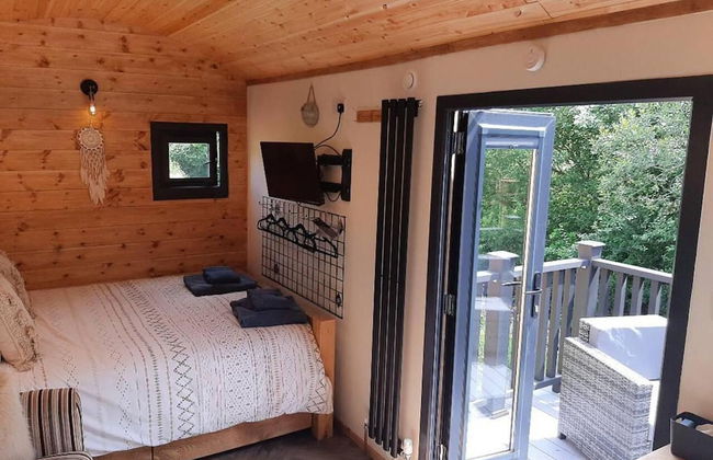 Shepherds Hut With hot tub on Anglesey North Wales - Foto 3