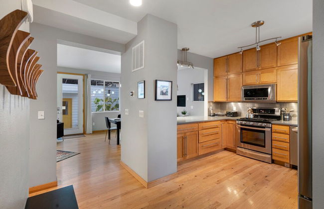 Sleek Home Near Old Town W/ Rftp Hot Tub & Mtn Views - Foto 9
