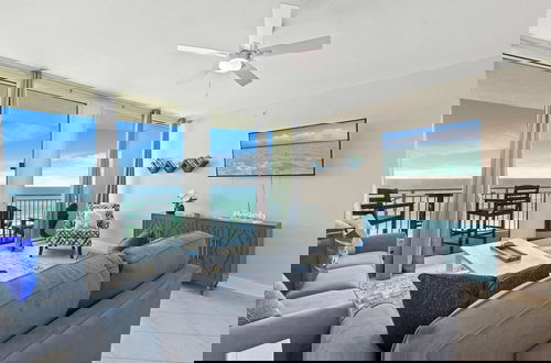 Photo 14 - Beautiful 5th Floor Aqua Resort Unit With Direct Ocean Views, Sleeps 8!