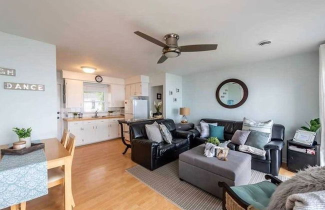 Waterfront W Private Lake Access Indoor Fireplace - Photo 13