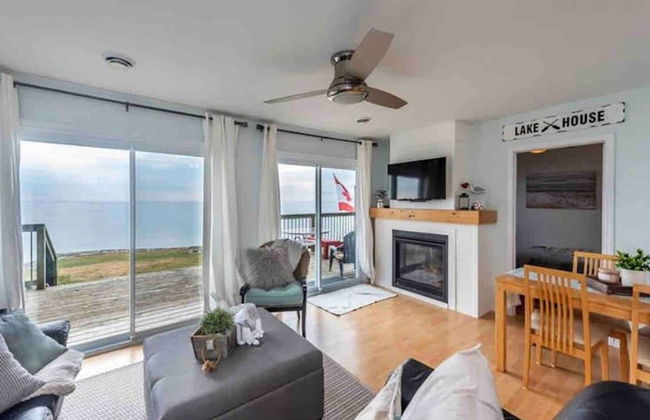 Waterfront W Private Lake Access Indoor Fireplace - Photo 8