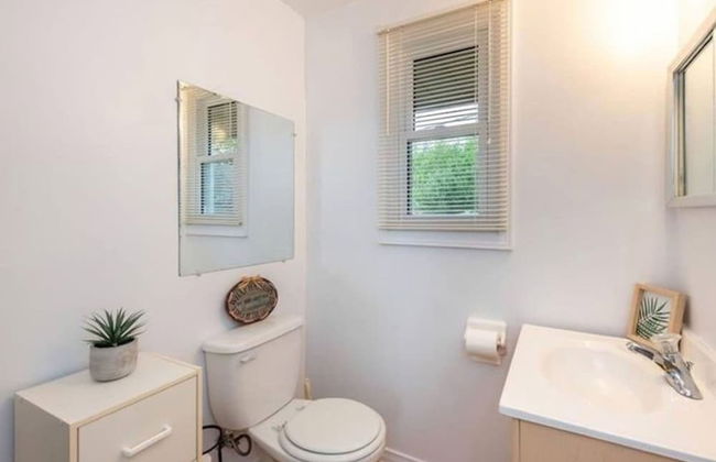 Waterfront W Private Lake Access Indoor Fireplace - Photo 11