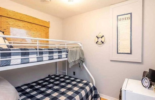 Waterfront W Private Lake Access Indoor Fireplace - Photo 3