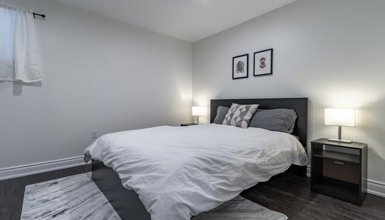 Photo 1 - Premium 1 Bed - Mins to UOW Shops Farmer Market