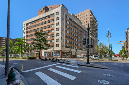 Foto 42 - Spacious 4BR Luxury Condo Steps to French Quarter