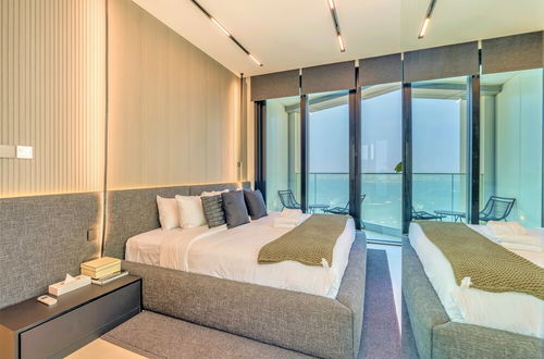 Photo 6 - Luxury 3B With Sea View at the Address JBR