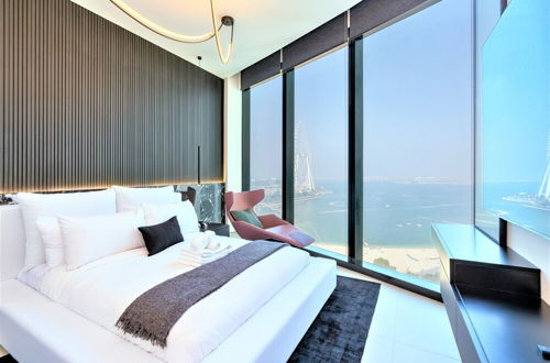 Photo 3 - Luxury 3B With Sea View at the Address JBR
