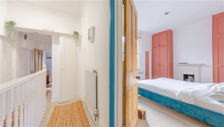 Photo 1 - Spacious and Serene 1 Bedroom Flat in Ravenscourt Park