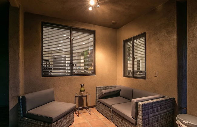 Luxe 4 Bdrm W/pool and Spa on Golf Course Lot! - Photo 41