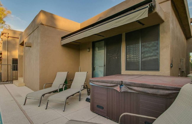 Luxe 4 Bdrm W/pool and Spa on Golf Course Lot! - Photo 30