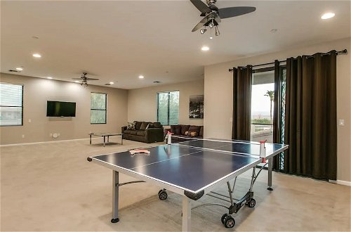 Photo 47 - Luxe 4 Bdrm W/pool and Spa on Golf Course Lot