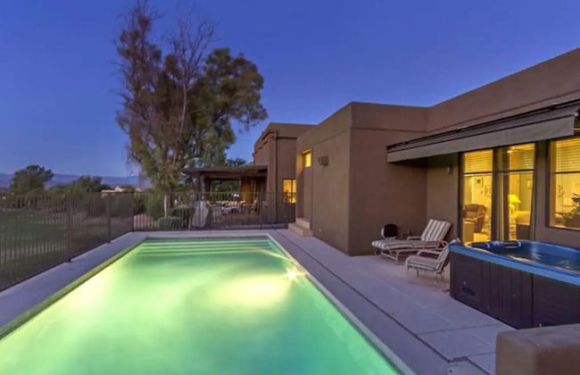 Luxe 4 Bdrm W/pool and Spa on Golf Course Lot! - Photo 1