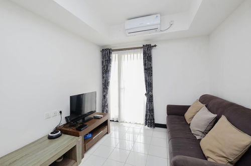 Photo 13 - Nice And Elegant 1Br At The Wave Kuningan Apartment