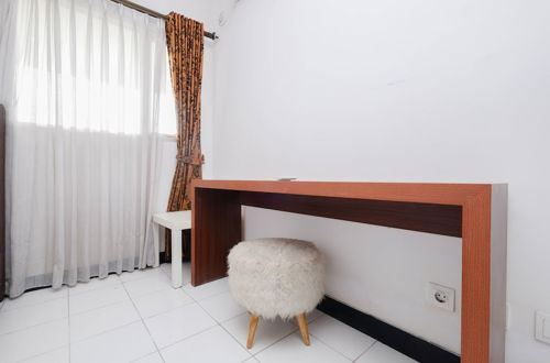 Photo 1 - Nice And Elegant 1Br At The Wave Kuningan Apartment