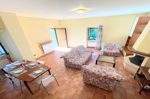 Photo 2 - Huge Town House in Spoleto Storico - car Unnecessary - Wifi - Sleeps 10