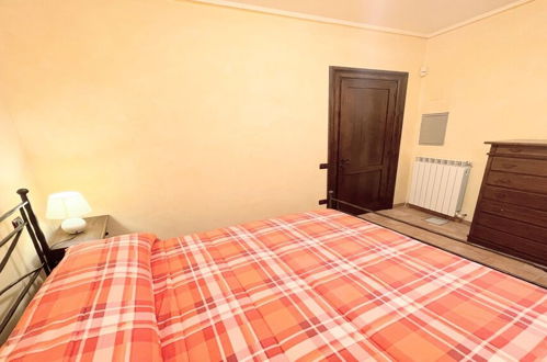 Photo 17 - Spoleto Storico Spacious City House - car Unnecessary - Wifi - Sleeps 10