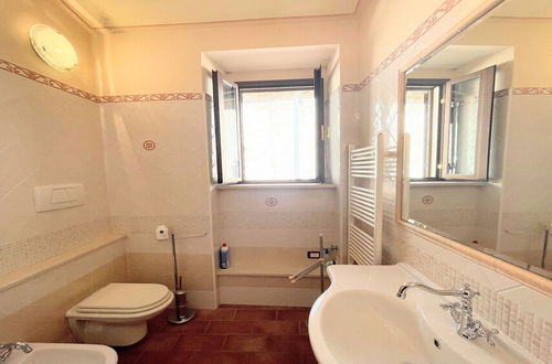 Foto 43 - Huge Town House in Spoleto Storico - car Unnecessary - Wifi - Sleeps 10