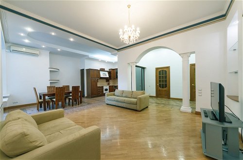 Photo 11 - 4 bedroom apartment at the Palace of Sport